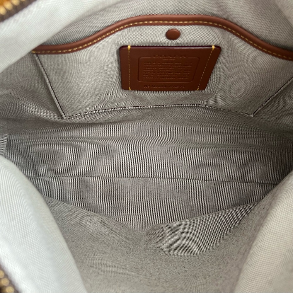 Coach Rogue 39, Maple & Brass - Picture 7 of 15